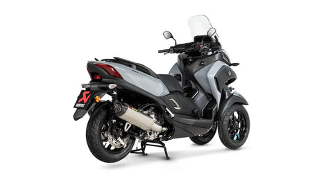Akrapovic Slip-on Line Muffler Stainless Steel Carbon End Cap Yamaha X-Max / Tricity