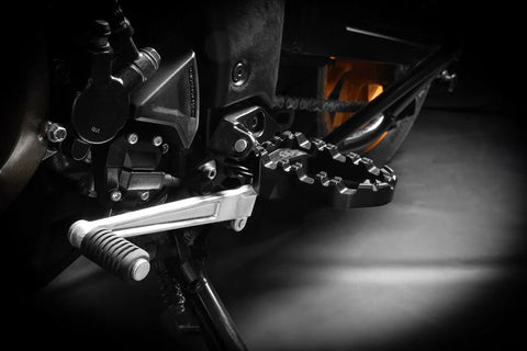 Gilles Tooling Pro-X Enduro Motorcycle Rider Footpegs Black (RGK-680-UF34-SET-B)