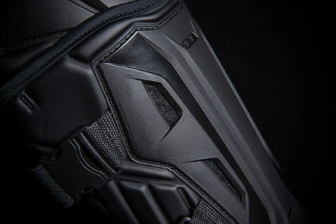 ICON Field Armor 3 Knee Protector Black