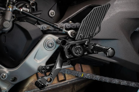 Gilles Tooling MUE2 Adjustable Rearset Black (MUE2-D05-B)