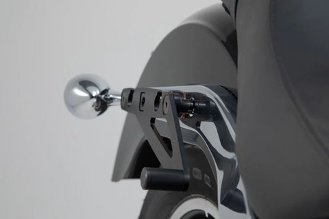 SW-Motech Slh Side Carrier Right Harley-Davidson Softail Low Rider/ S