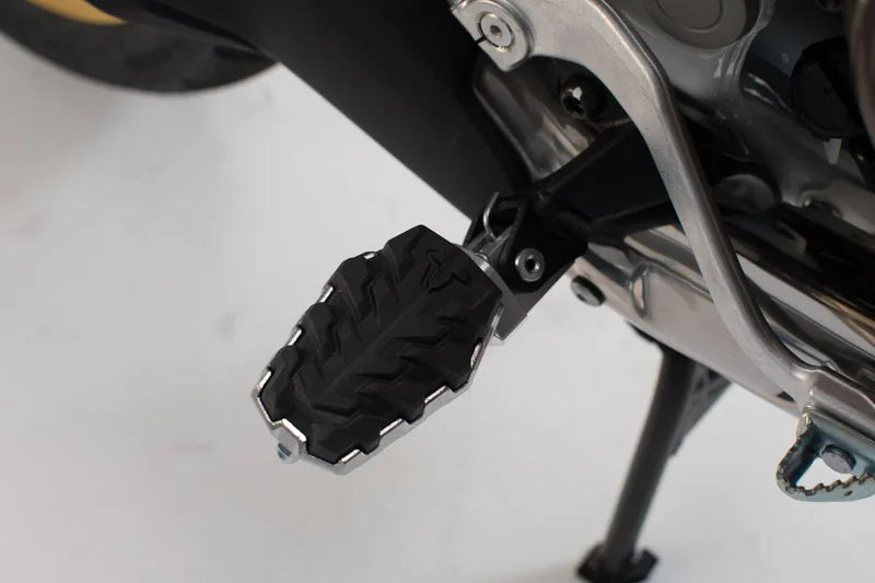 SW-Motech Footrest Kit EVO — Honda Africa Twin / Transalp