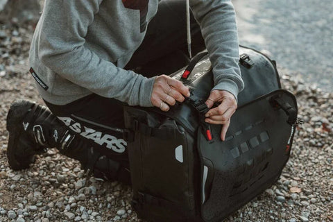 SW-Motech SysBag WP L with Right adapter plate (27-40 Liters)