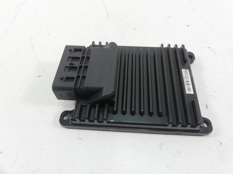 LE MODULE DE COMMANDE ÉLECTRONIQUE (ECM) DE NIVEAU DE BASE (DOMESTIQUE, HDI) Harley Davidson 34246-08B NÉCESSITE UNE PROGRAMMATION NUMÉRIQUE.
