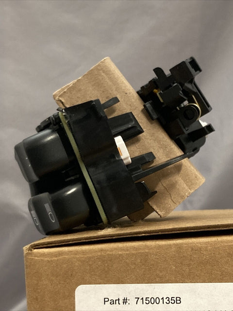 Harley Davidson 71500135B COMMANDE MANUELLE, PACK DE COMMUTATEURS, LH, AUDIO ET CRUISE